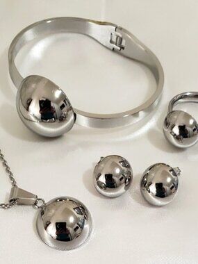 Stainless Steel Heart Jewelry Set Necklace Bracelet Earrings Ring Silver Tone